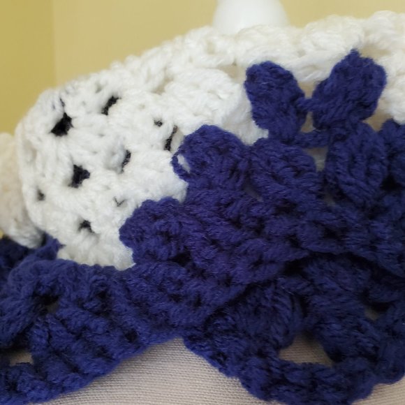 Crochet White Neck Warmer/New - Picture 6 of 6